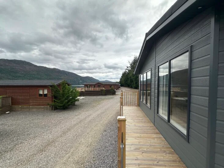 Lodges for hire on Loch Ness